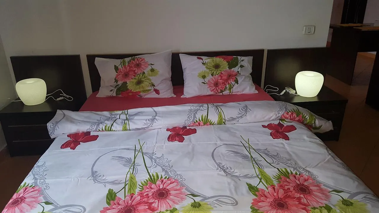 Pipera Park Lake View Apartments Bukareszt