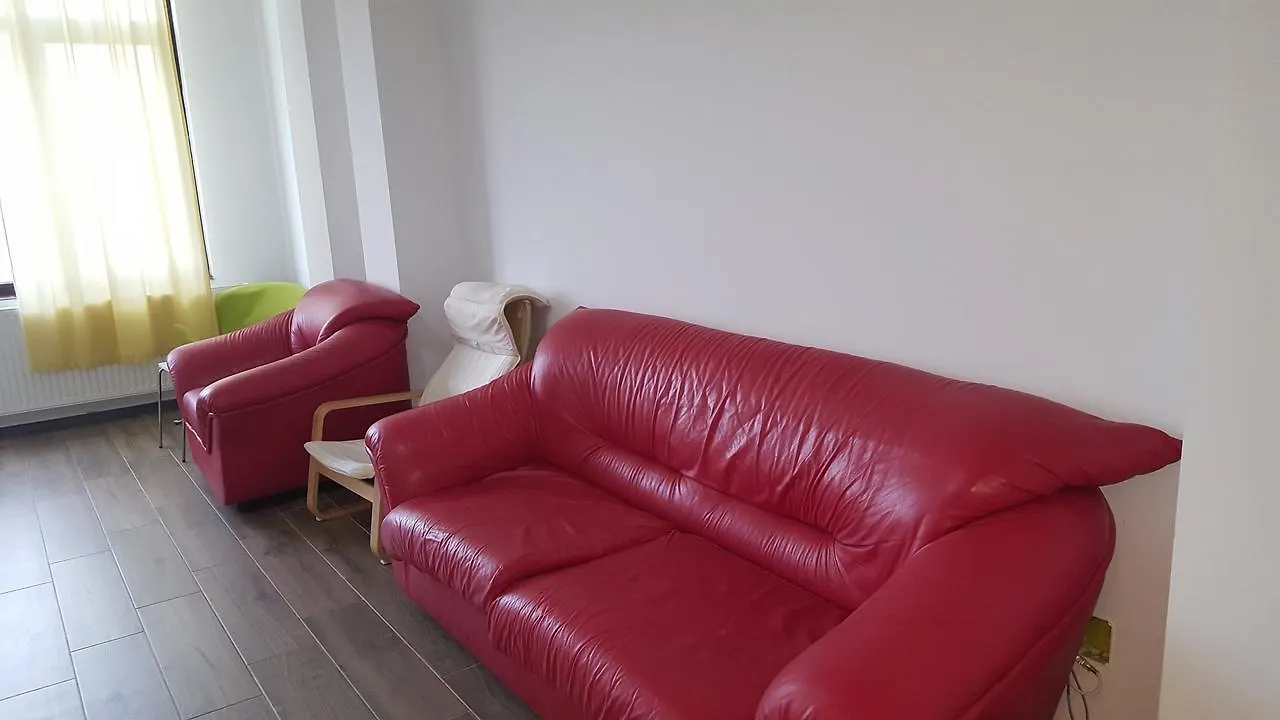 Pipera Park Lake View Apartments Бухарест 0*,